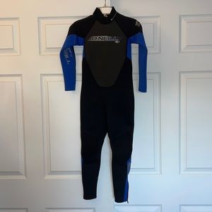Slightly used O’Neill kid’s wetsuit, slightly used, in great shape!